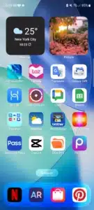 Liquid Glass UI: Reviewing Launcher iOS 26 Version 8.8.1 3